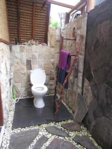 Bale Jukung Bed & Breakfast Tanjung  Exterior photo
